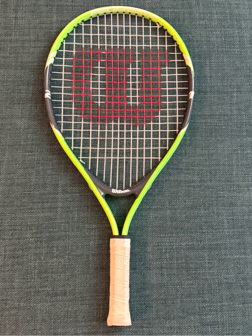 Wilson Roger Federer 21” Junior tennis racket (racquet)!
